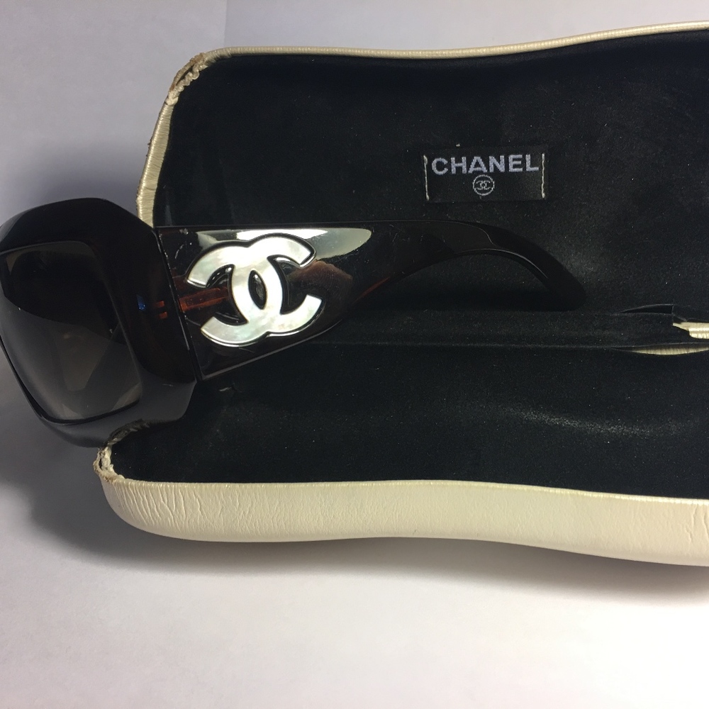 Chanel Mother of Pearl Sunglasses | Tortoise Shell